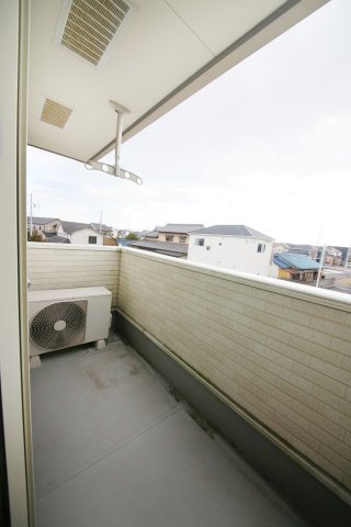 ファミール池田のバルコニー