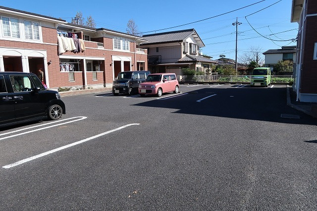 ボンヌ・シャンス・ガーデンＡの駐車場|駐車場