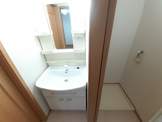 ボンヌ・シャンス・ガーデンＡの独立洗面台|洗面所