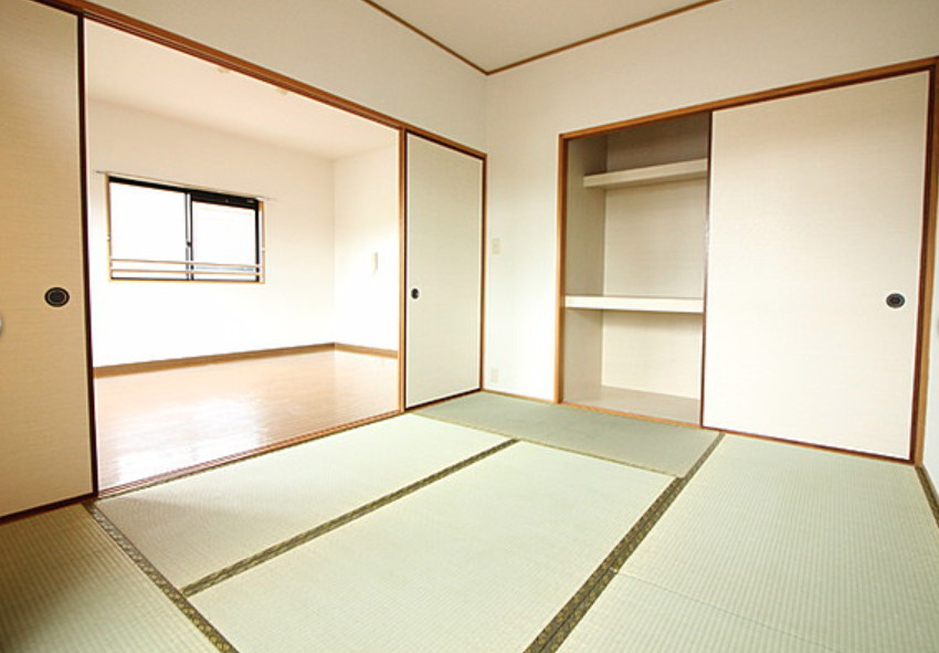 エトワール大善寺【キャッシュバック対象物件】の和室|来客時にも便利な和室付き