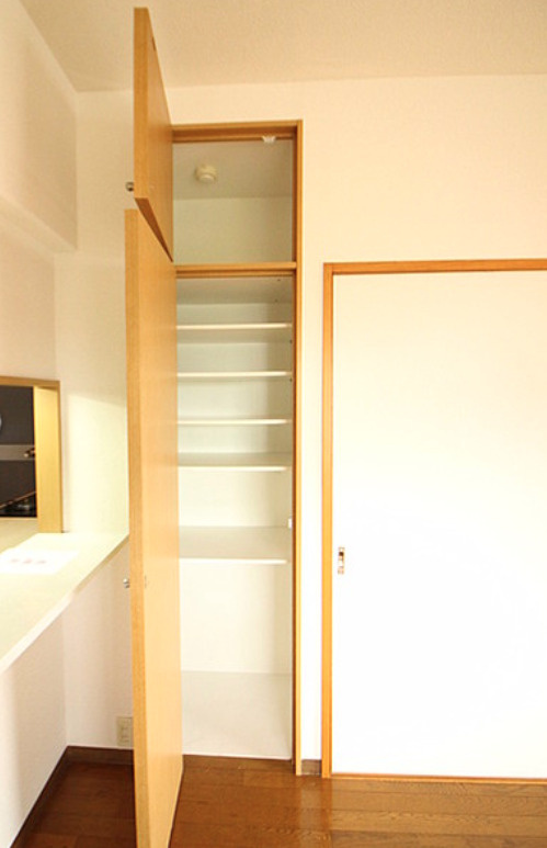 エトワール大善寺【キャッシュバック対象物件】の収納|専用の収納スペースです