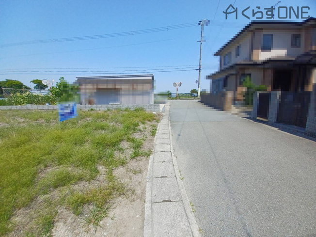 【前面道路含む現地写真】 | たつの市御津町苅屋／5区画 | 分譲地全体写真です！