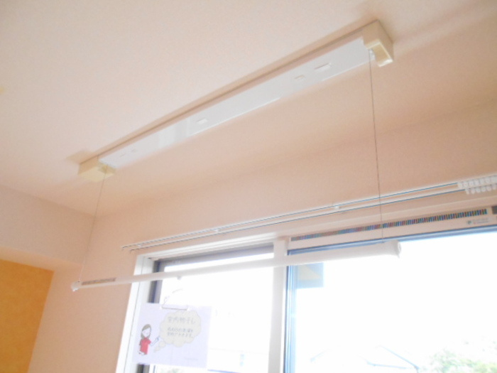 翡翠館 Ⅱの設備|Ⅱ202 室内物干し