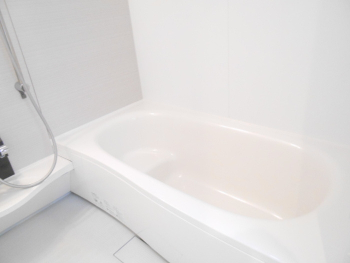 翡翠館 Ⅱの浴室|Ⅱ202 一坪風呂