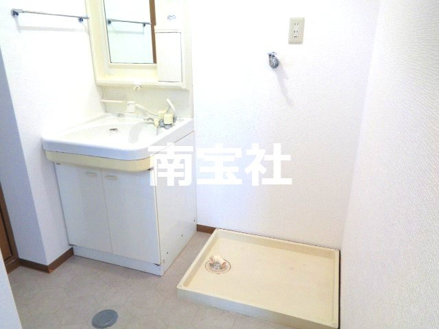 【洗面所】 | ゆったりとスペースのある洗面所