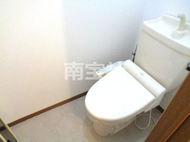 【トイレ】 | 温水洗浄便座ついてます
