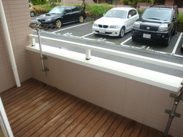 エーデル雲雀丘二番館のバルコニー