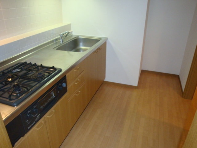 エーデル雲雀丘二番館のキッチン