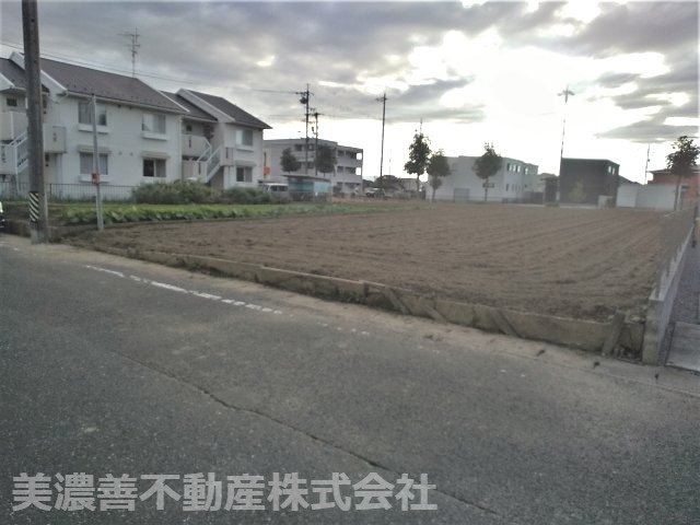 ５９９５９　岐阜市旦島土地の外観