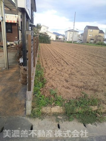 ５９９５９　岐阜市旦島土地の外観