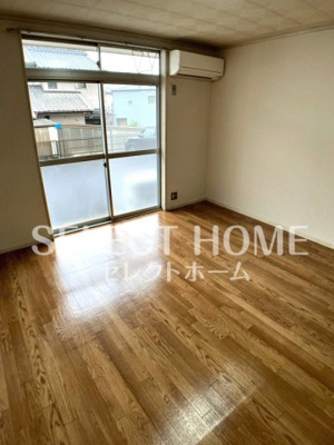 【居間・リビング】 | タウニー緑ヶ丘 | ゆったりとした居間です