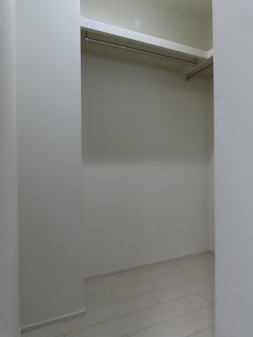 フジパレス十三北Ⅱ番館の収納