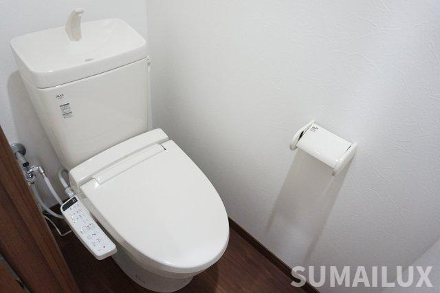 熊本市東区新外２丁目の賃貸マンションのトイレ