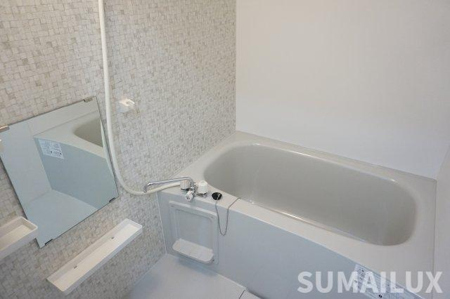 熊本市東区新外２丁目の賃貸マンションの浴室