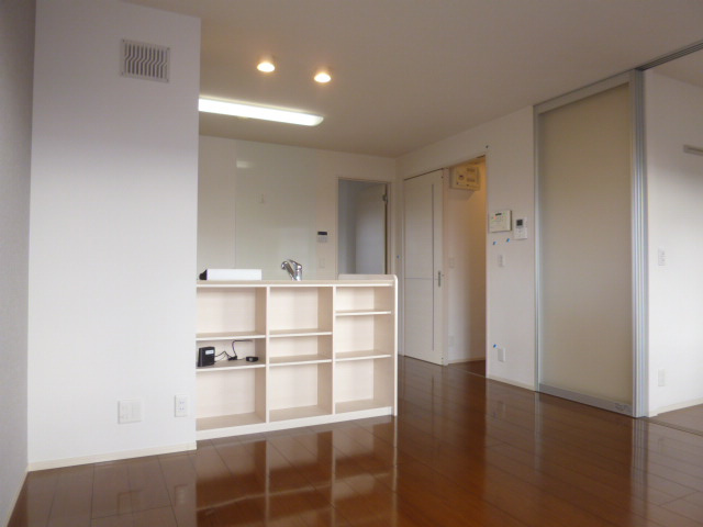 サニープレインＤの居間・リビング