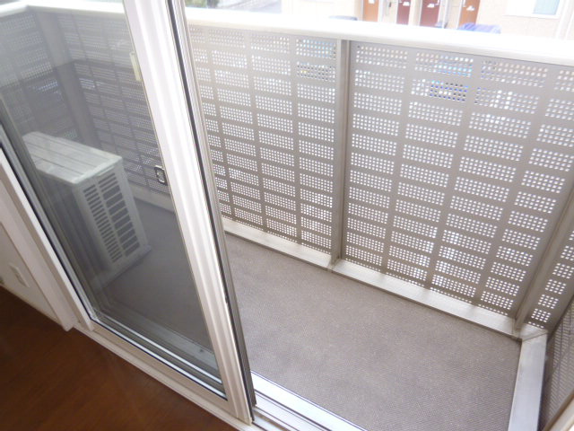 サニープレインＤのバルコニー