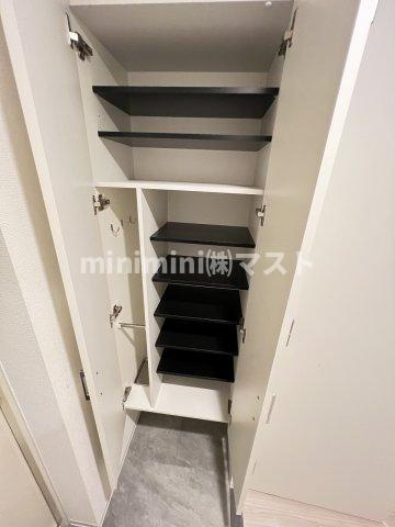 アドバンス難波ラシュレの収納