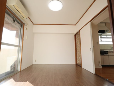 【洋室】 | フェリオ市駅西Ⅱ　