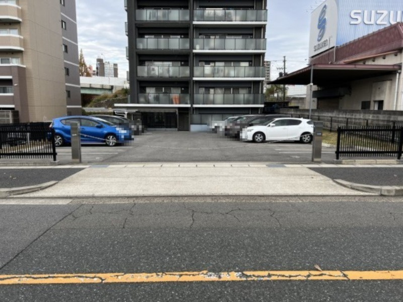メイツ本郷レジデンスの駐車場|平面式駐車場