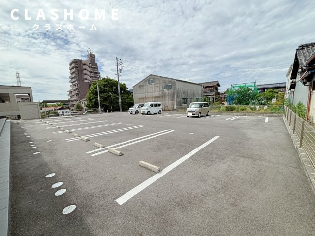 BLUE CUBE 12　　刈谷市近郊の賃貸ならクラスホーム刈谷店の駐車場