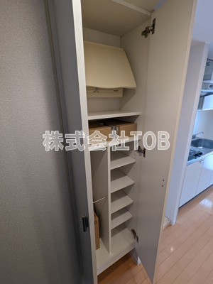【設備】 | レジディア調布 | シューズボックス※別号室同間取り参考写真