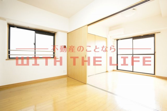 日吉壱番館【キャッシュバック対象物件】の居間・リビング|居間です