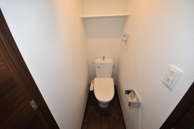 スプランディッド難波元町のトイレ