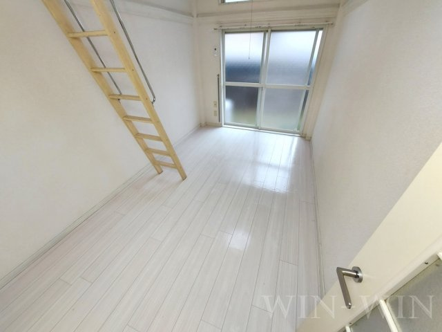 カーサ井原の居間・リビング