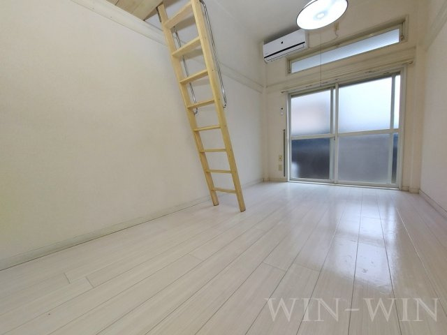 カーサ井原の居間・リビング