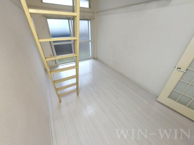カーサ井原の居間・リビング