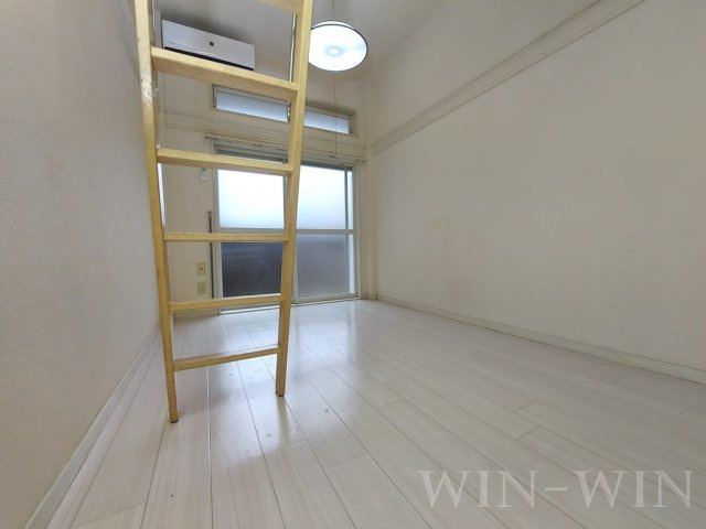 カーサ井原の居間・リビング