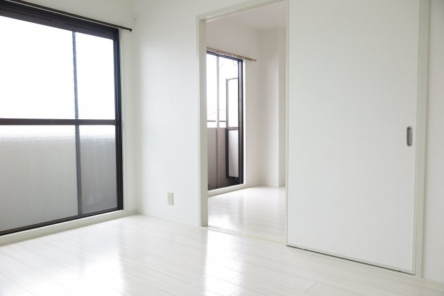 大森マンションの居間・リビング