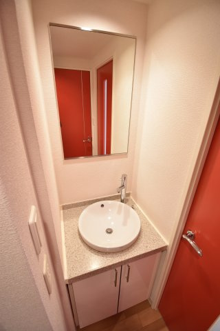 サンライズヒルズ上町台地の独立洗面台