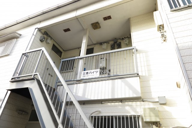 三恵ハイツの外観