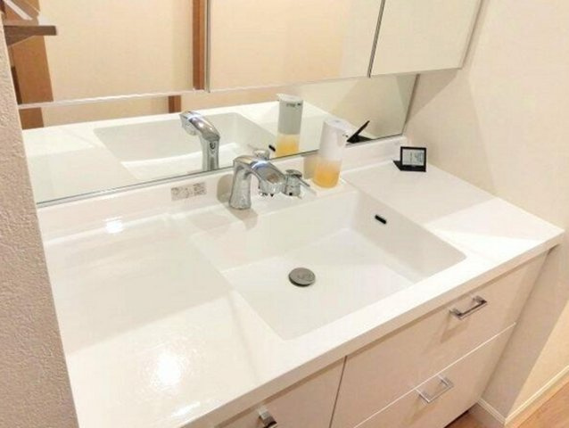 【独立洗面台】 | 三島市千枚原 中古住宅 EH04368 | 三島市千枚原　洗面化粧台