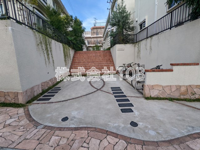 【エントランス】 | メゾン ド シャ ブラン