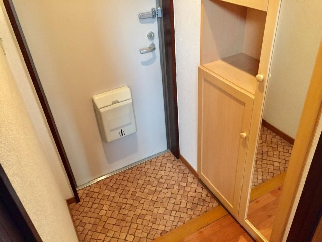 サンクイールの玄関|収納もある玄関です