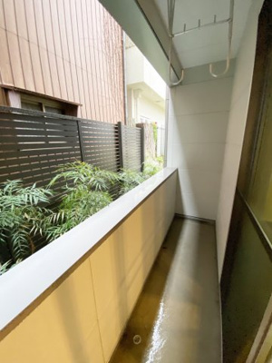 【バルコニー】 | フォンテーヌ・タカラ