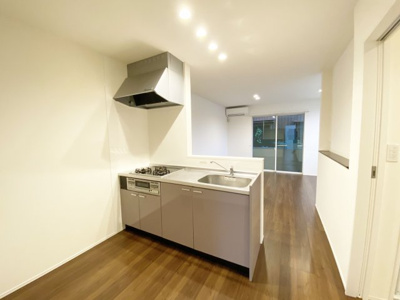 【キッチン】 | フォンテーヌ・タカラ | ※同物件、別のお部屋の写真です。