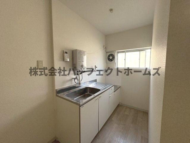 星丘1丁目テラス 賃貸のキッチン|お料理しやすいキッチンです