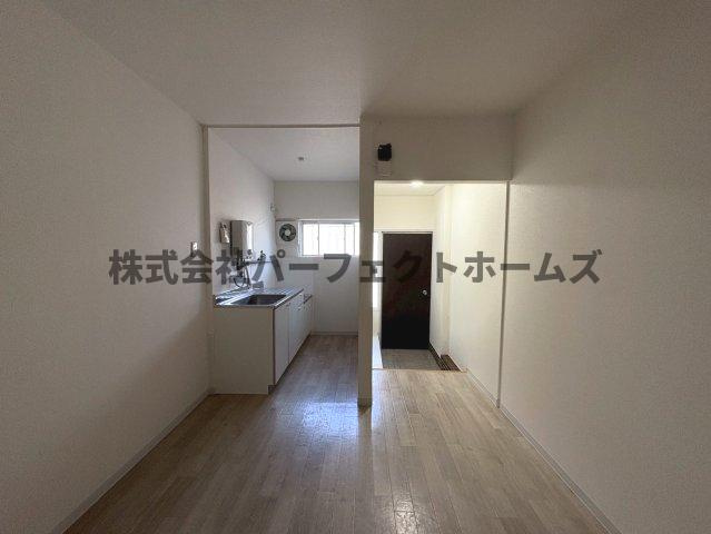 星丘1丁目テラス 賃貸の居間・リビング|リビングです