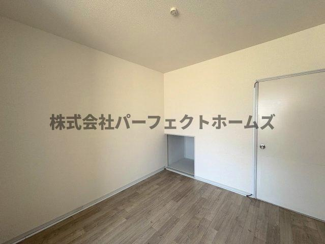 星丘1丁目テラス 賃貸の居間・リビング|使いやすい居間です