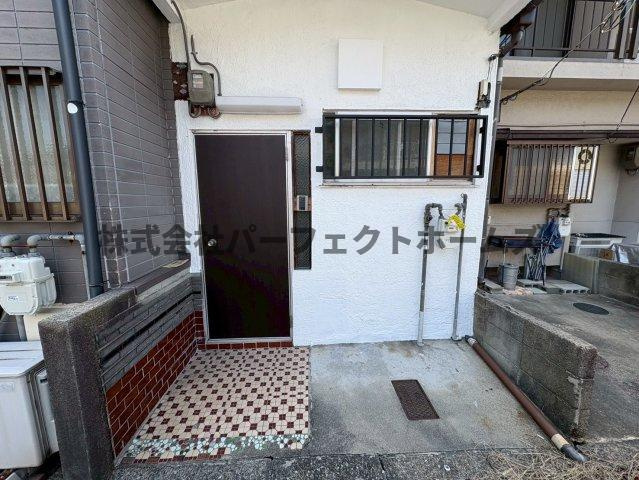 星丘1丁目テラス 賃貸のエントランス|毎日通るエントランスはこのようになっています