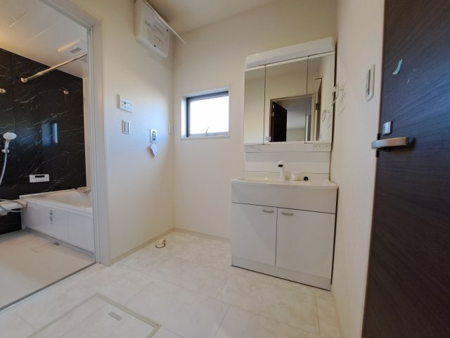 リーブルファイン苅屋町の洗面所