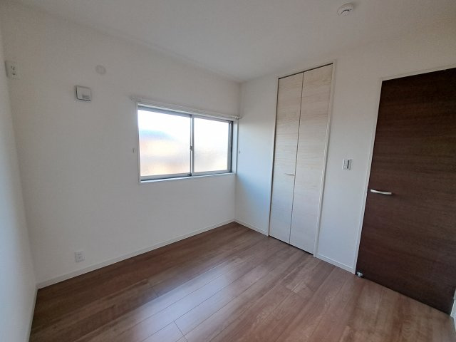 リーブルファイン苅屋町の洋室