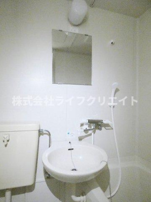 【洗面所】 | メゾンフローラル