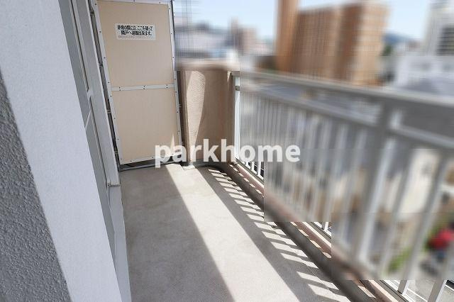 啓和ハイツのバルコニー|陽当たり良好なバルコニーです