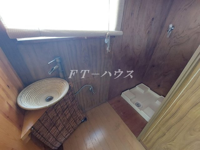 飯山満３丁目貸家のトイレ