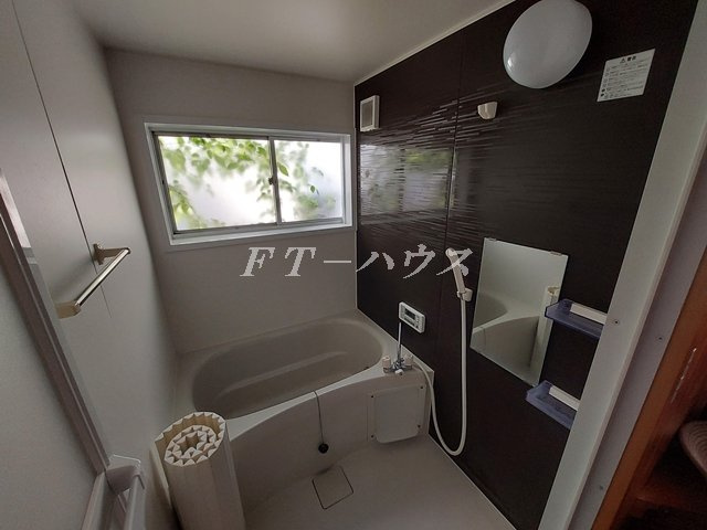 飯山満３丁目貸家の浴室