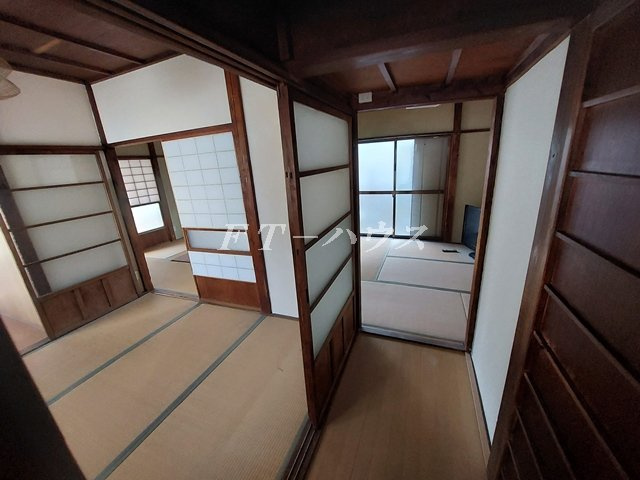 飯山満３丁目貸家の和室